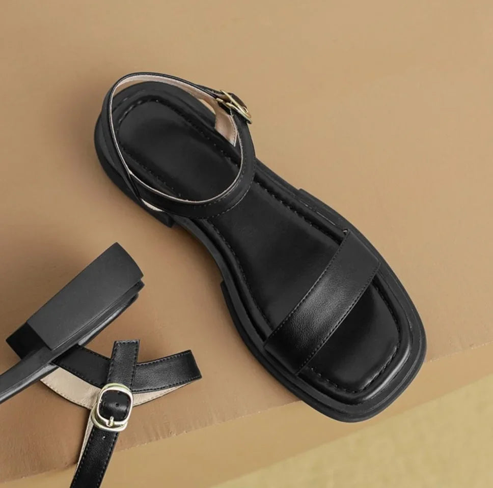 LINDA - ELEGANT LEATHER SANDALS