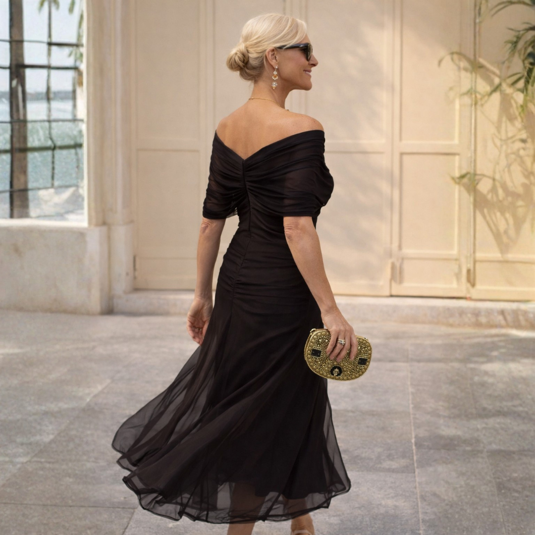Vivienne – Off-Shoulder Maxi Dress
