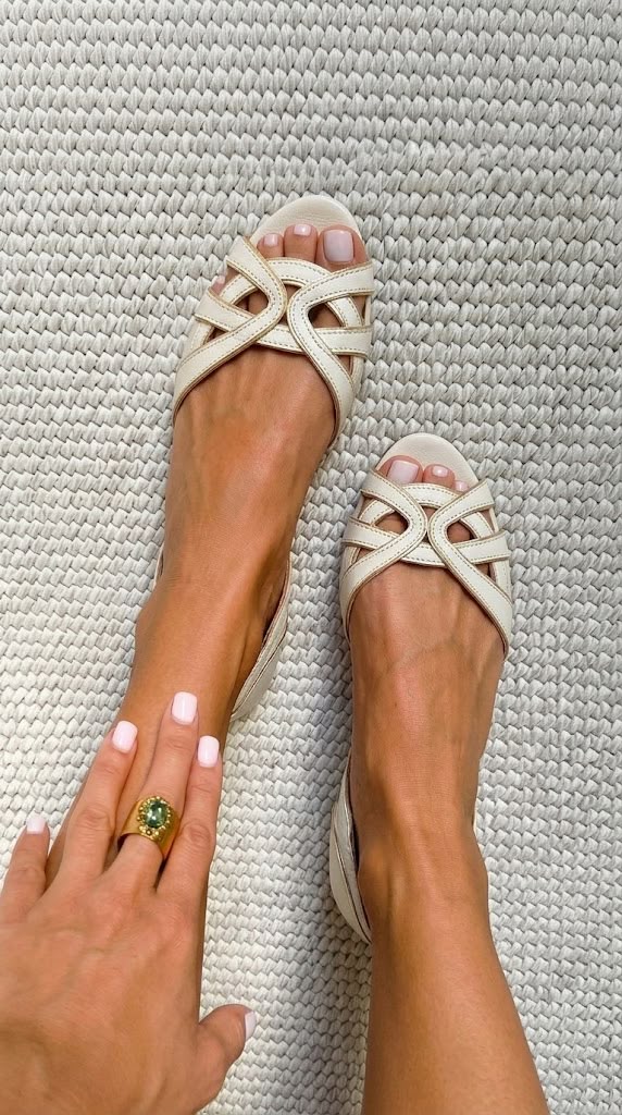 Hazel | Elegant Woven Sandals