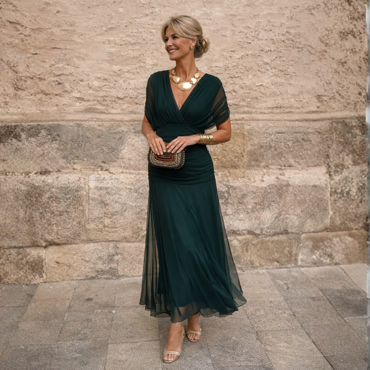 Vivienne – Off-Shoulder Maxi Dress