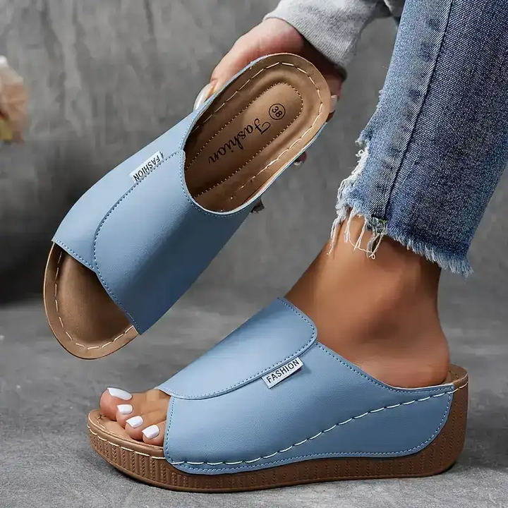 Sadie – Supportive Slide Sandal