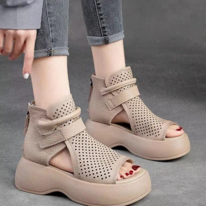 Nora – Supportive Slide Sandal