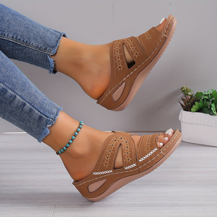 Ariana – Supportive Slide Sandal