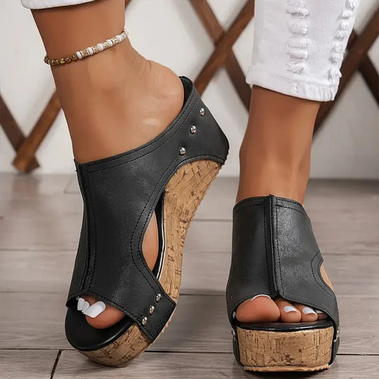 Ivy – Supportive Slide Sandal