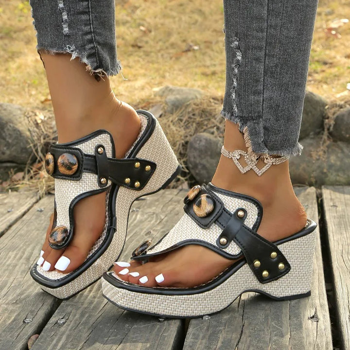 Eveline -Summer Slides