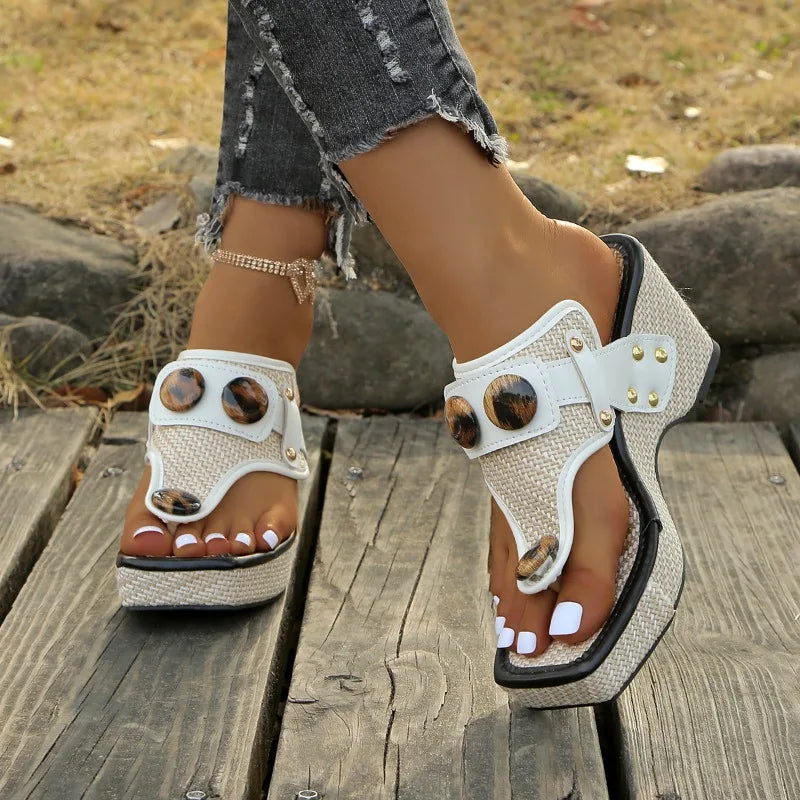 Eveline -Summer Slides