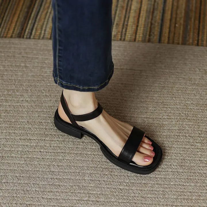 Piper – Refined Slide Sandal