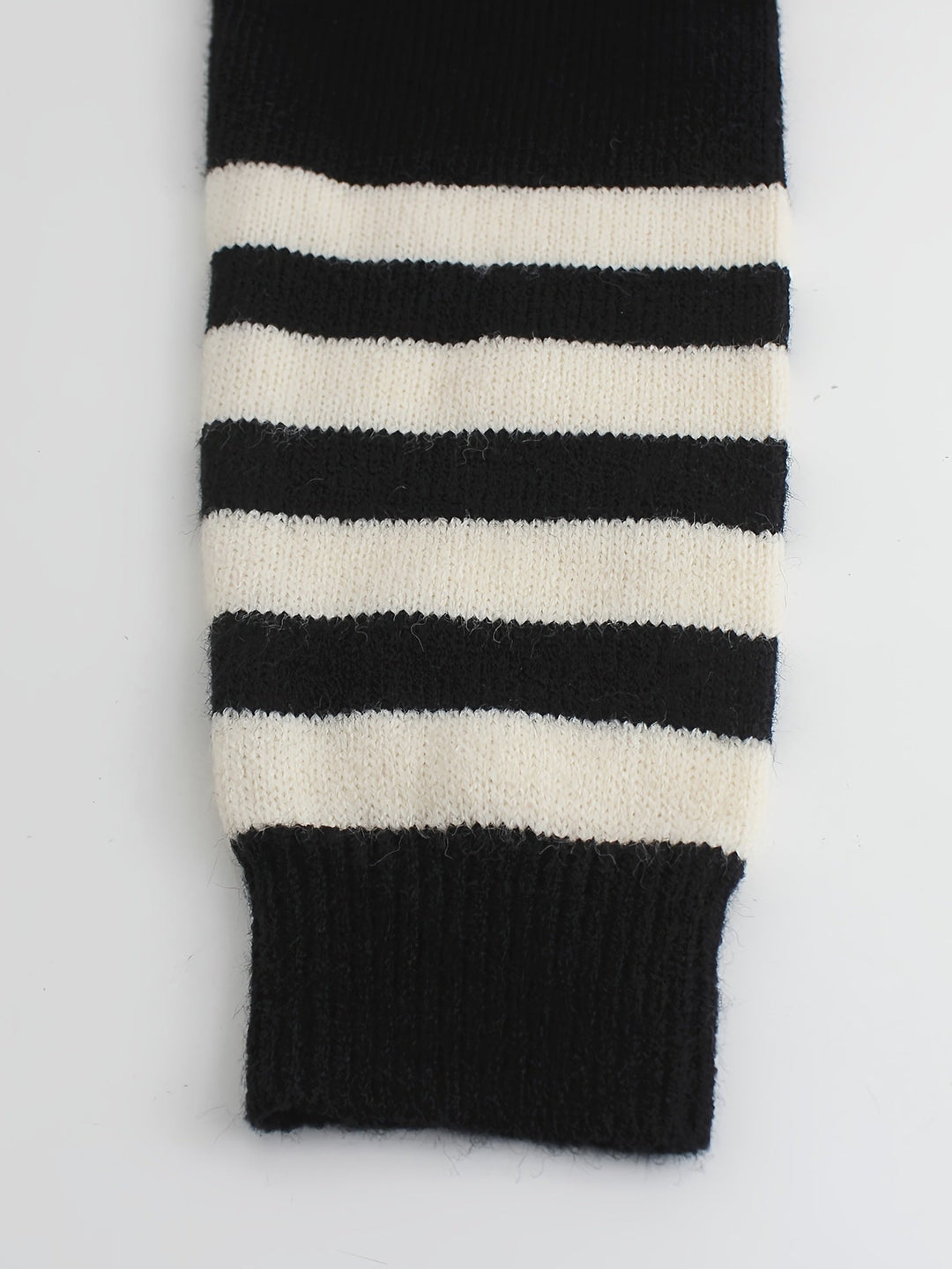 Cynthia | Ribbed Striped-Sleeve Sweater