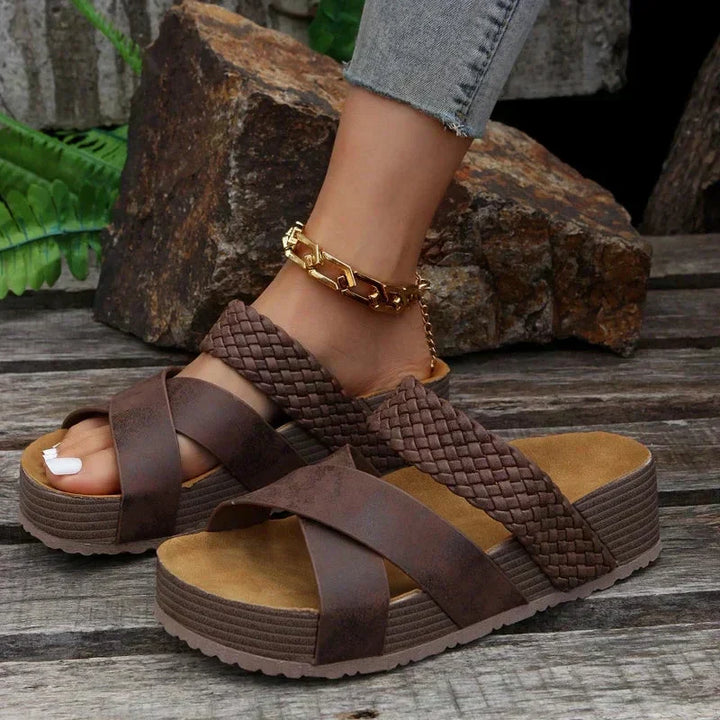 Ava  – Supportive Slide Sandal
