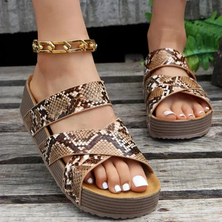 Ava  – Supportive Slide Sandal