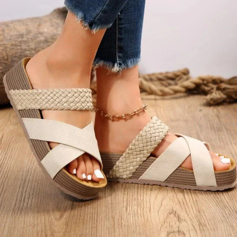 Ava  – Supportive Slide Sandal