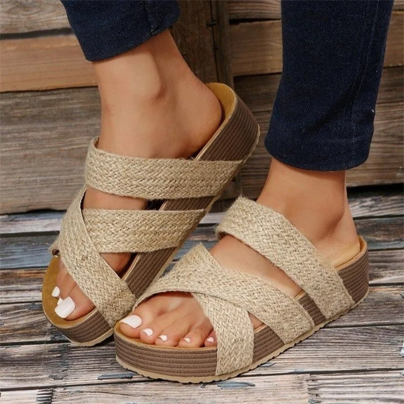 Ava  – Supportive Slide Sandal
